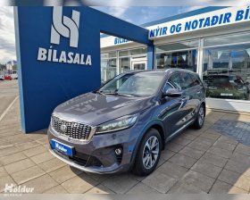 KIA SORENTO LUXURY AWD